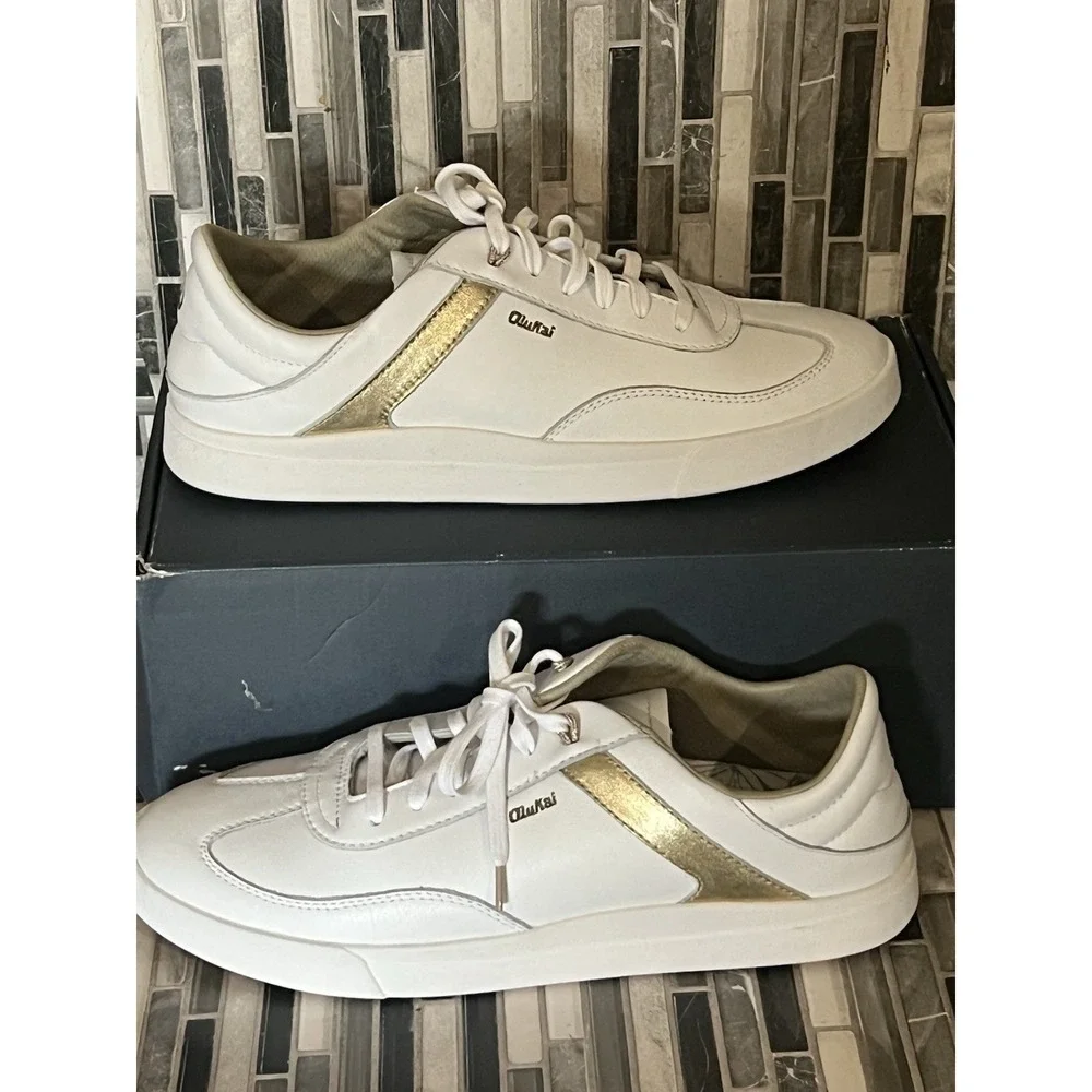 Olukai Haupu women's‎ Sneaker Boot White Gold Size 11